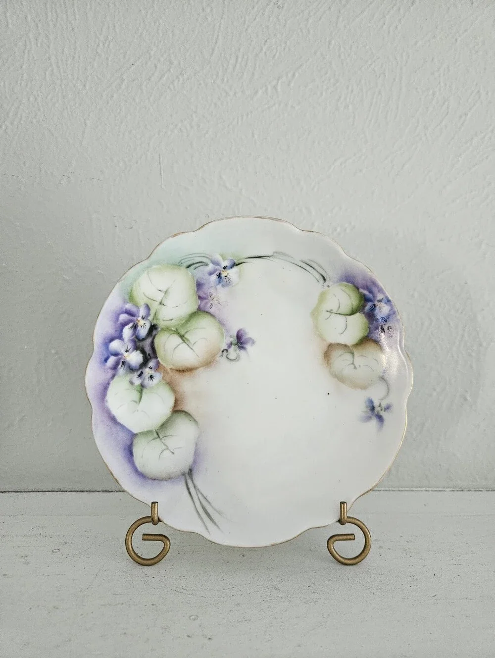 Vintage Hutschenreuther Bavaria Violet Floral Porcelain Hand Painted Plate
